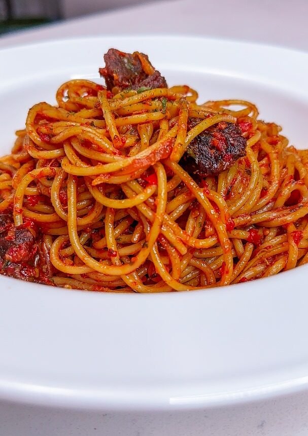 Jollof-spaghetti