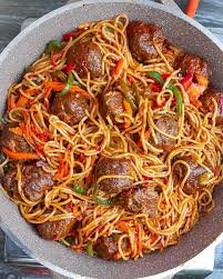 Jollof-spaghetti